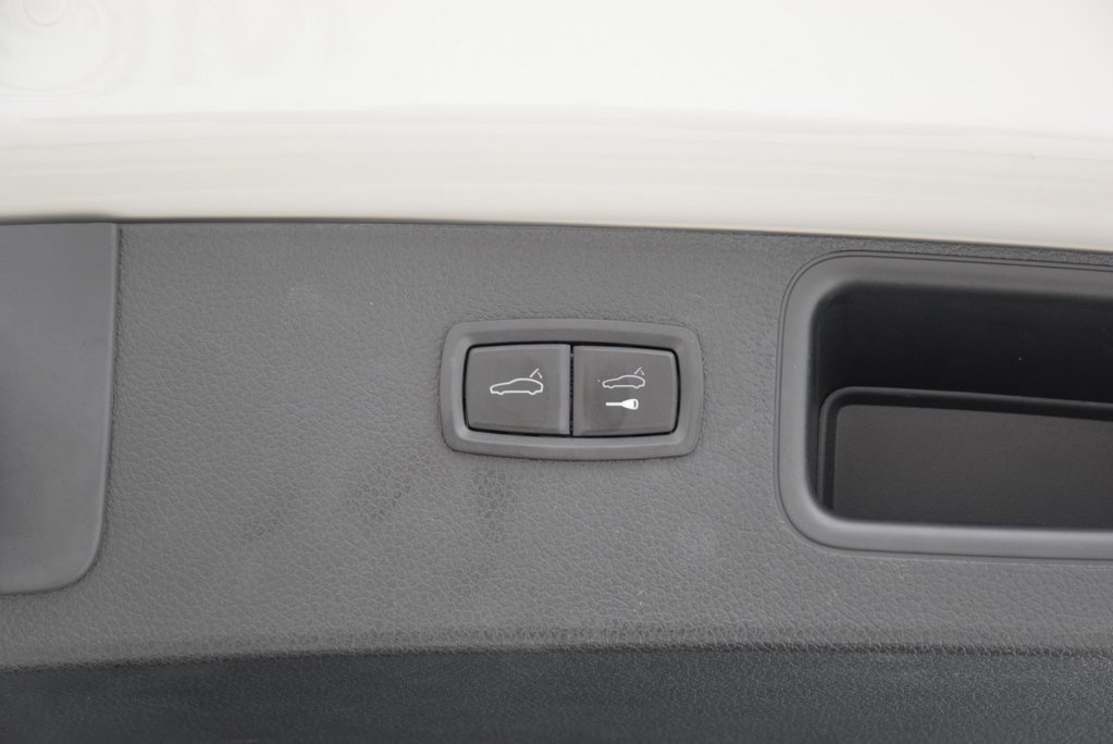 Used 2023 Porsche Macan S image 32