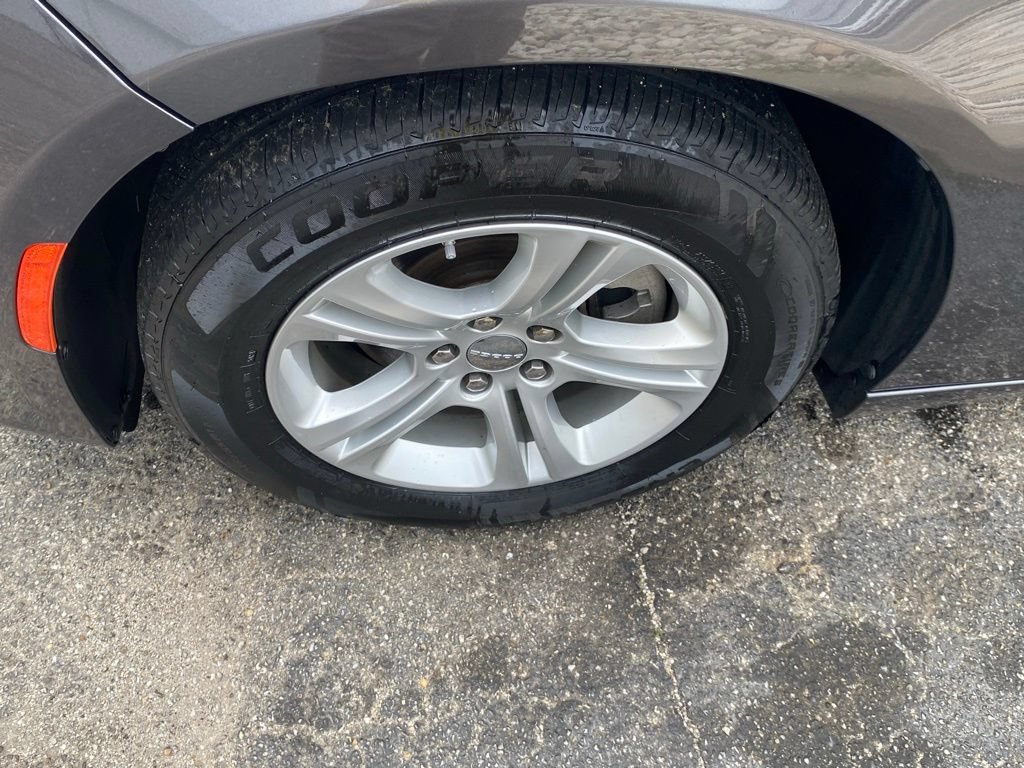 Used 2023 Dodge Charger SXT RWD image 18