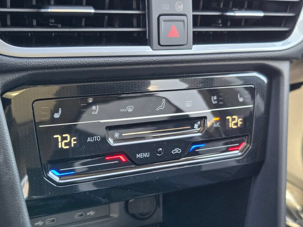 New 2026 Volkswagen Taos SEL AWD/4WD image 8