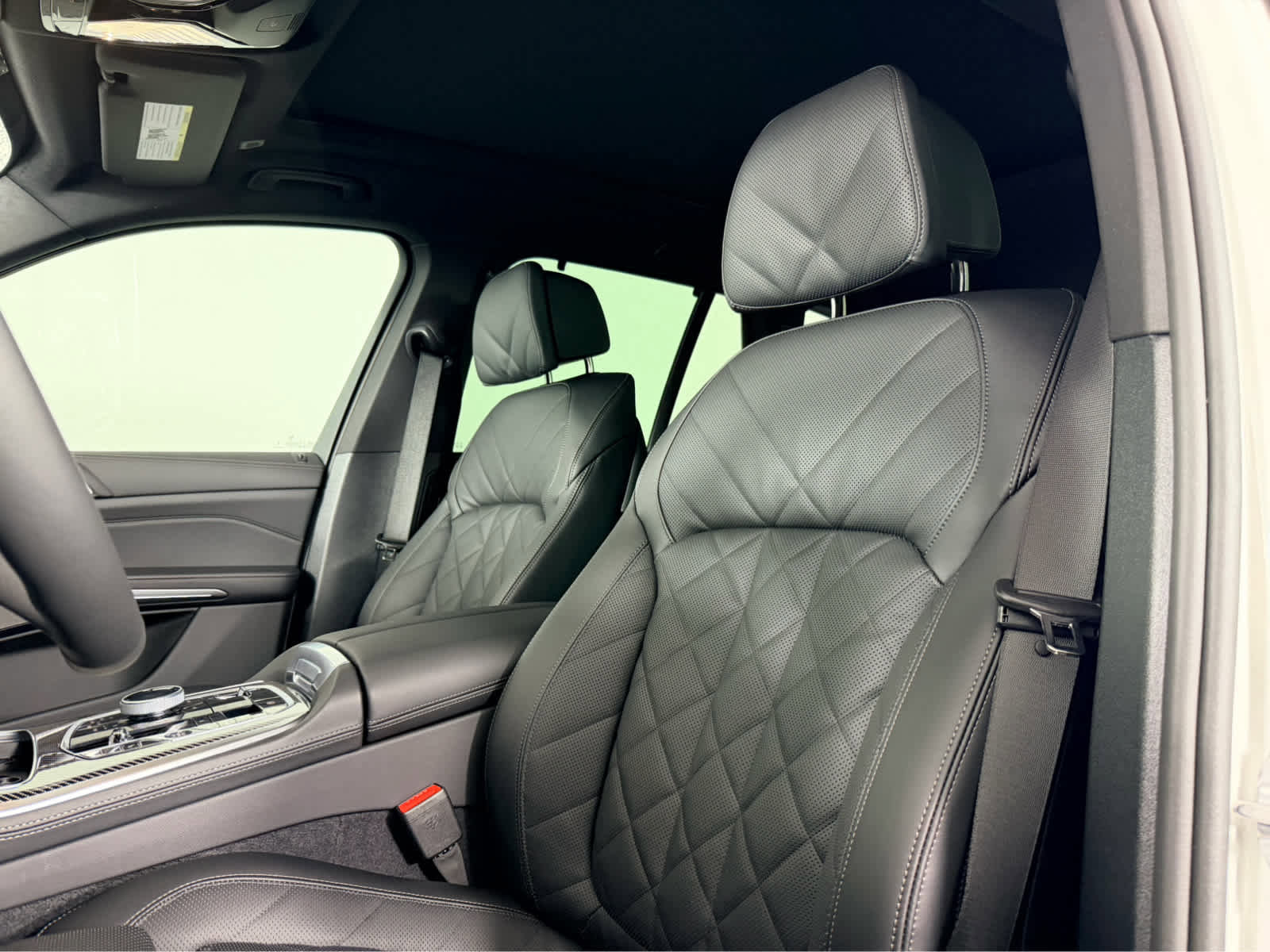 New 2026 BMW X5 M60i AWD/4WD image 11