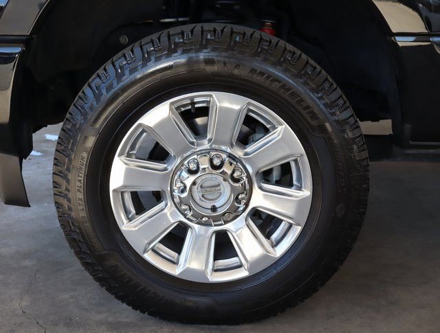 Used 2017 Ford F350 Platinum w/ Platinum Ultimate Package image 11
