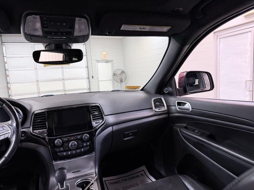 Used 2019 Jeep Grand Cherokee Altitude AWD/4WD image 24