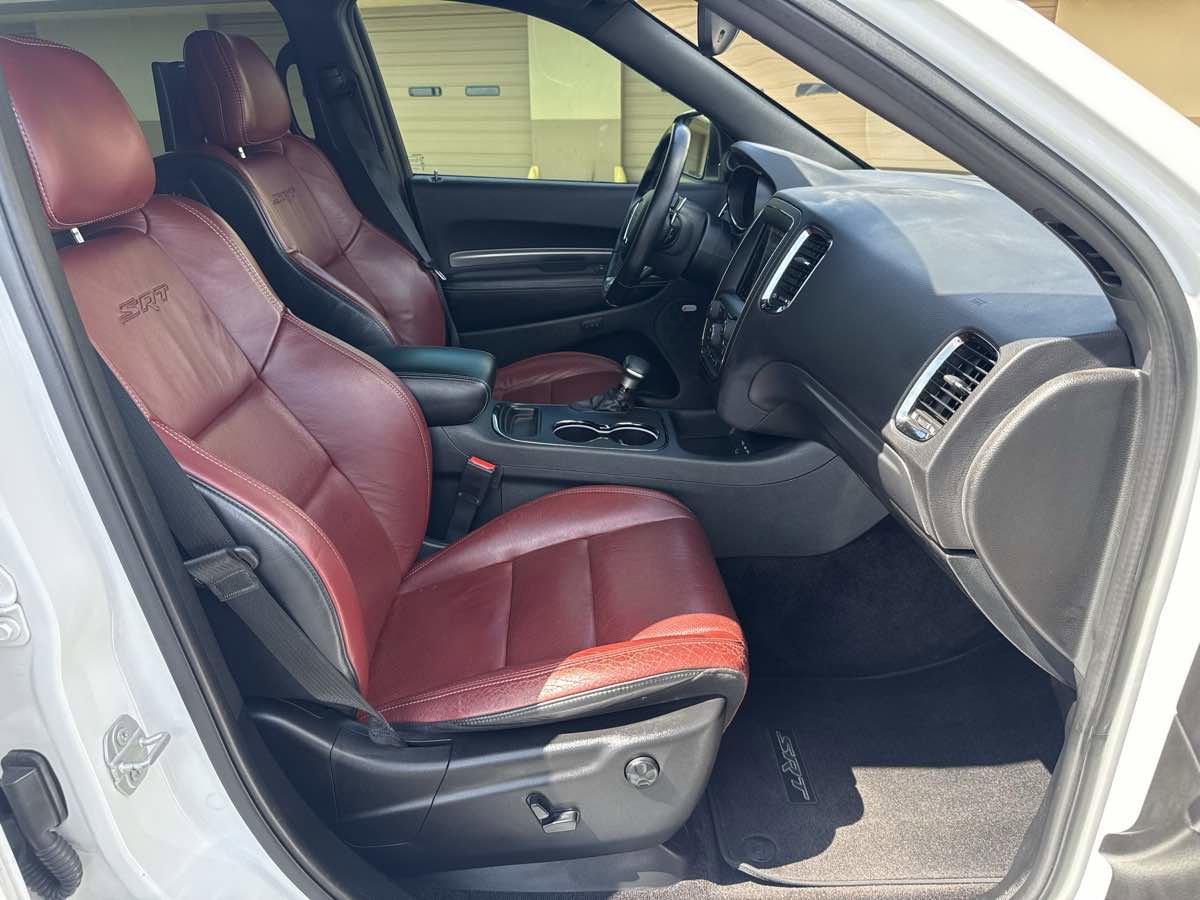Used 2018 Dodge Durango SRT w/ Technology Group AWD/4WD image 20