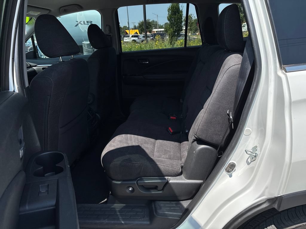 Used 2021 Honda Pilot EX image 25