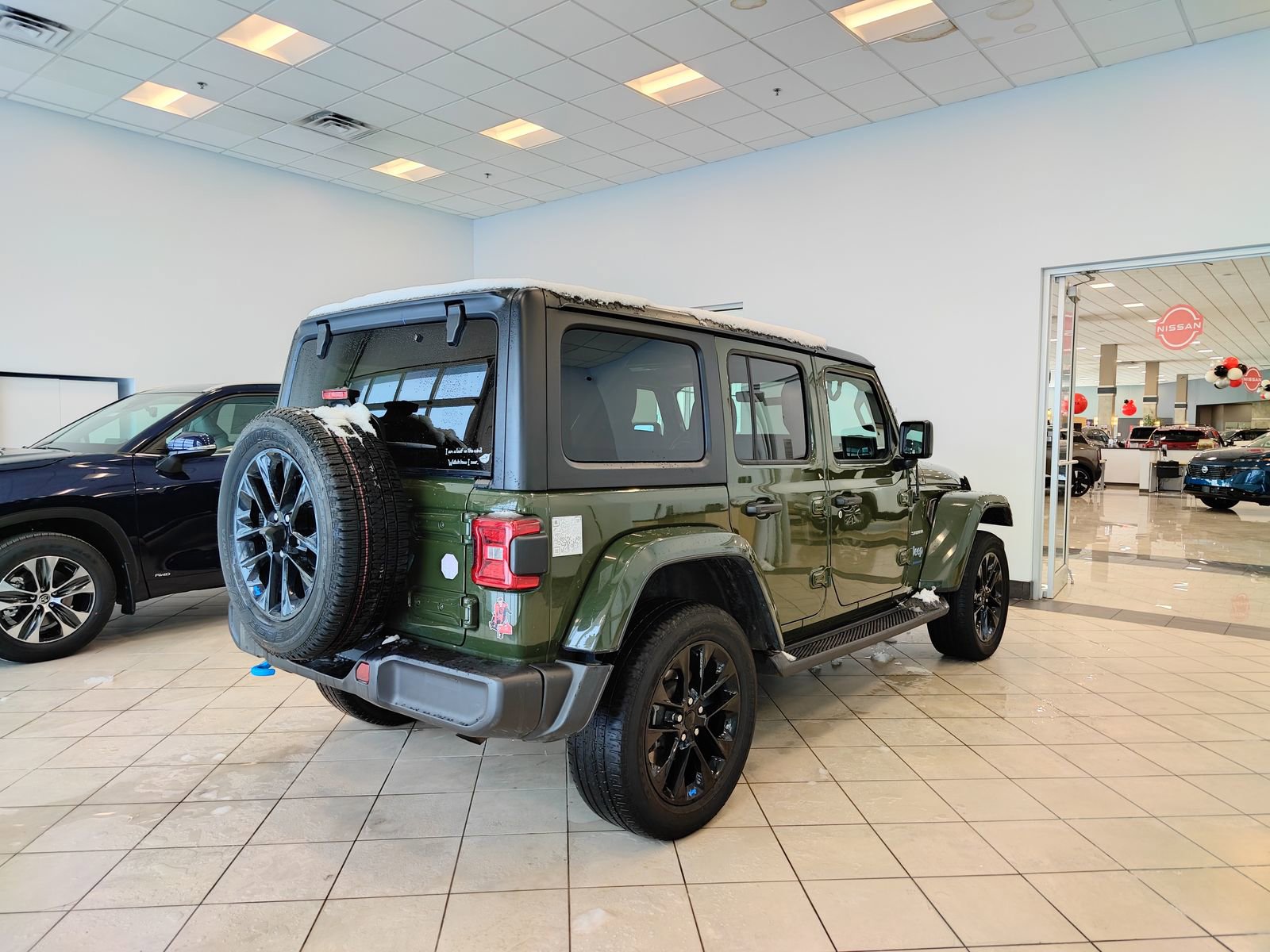 Used 2023 Jeep Wrangler Unlimited Sahara w/ Cold Weather Group image 3
