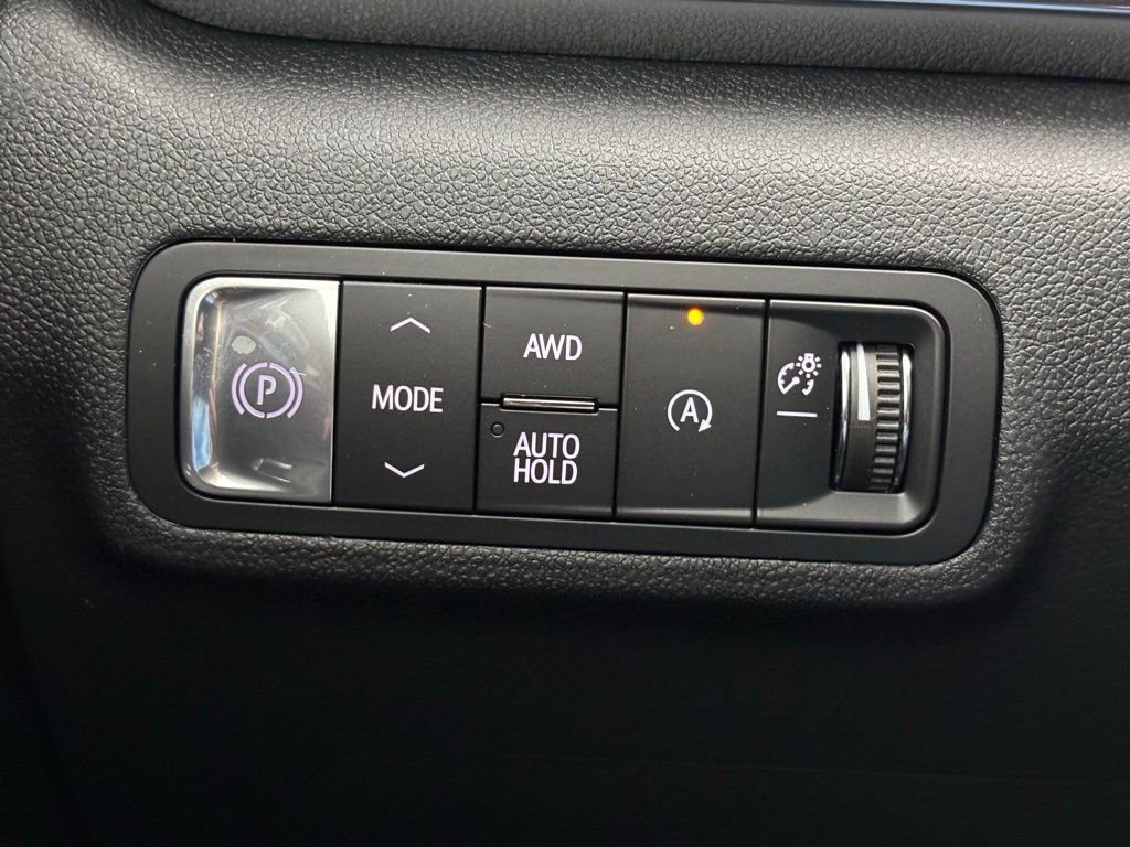 New 2026 GMC Terrain Denali w/ LPO, Floor Liner Package image 23