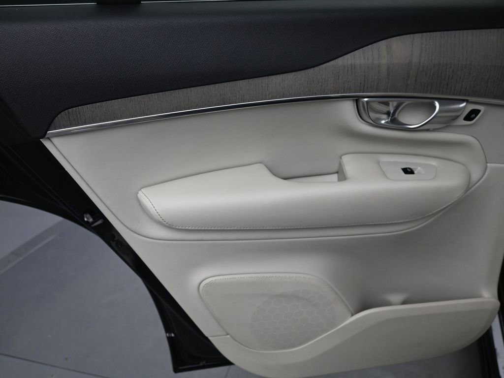 Certified 2023 Volvo XC90 B6 Plus w/ Protection Package Premier image 20