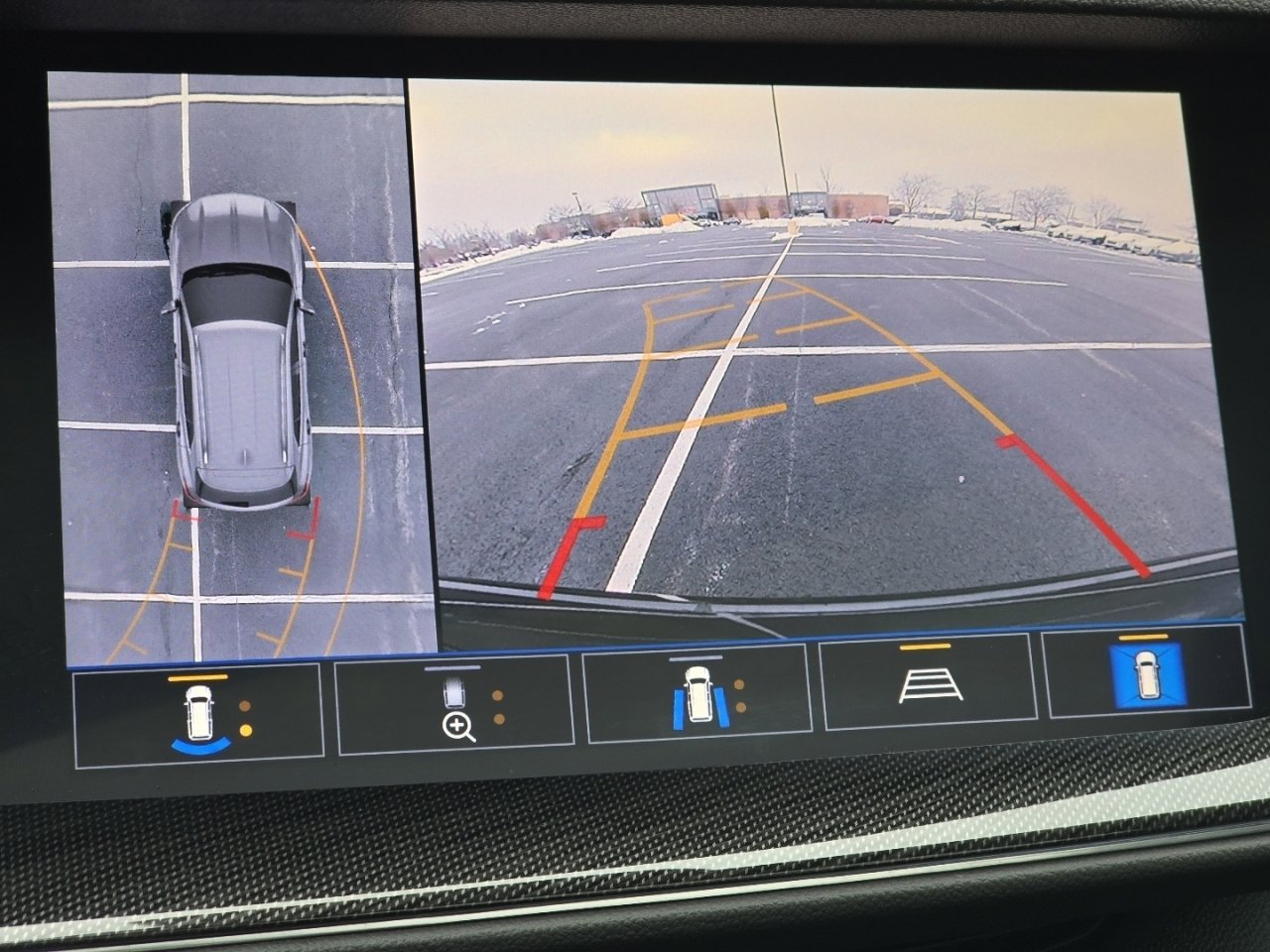 Used 2021 Buick Envision Essence w/ Technology Package I image 6