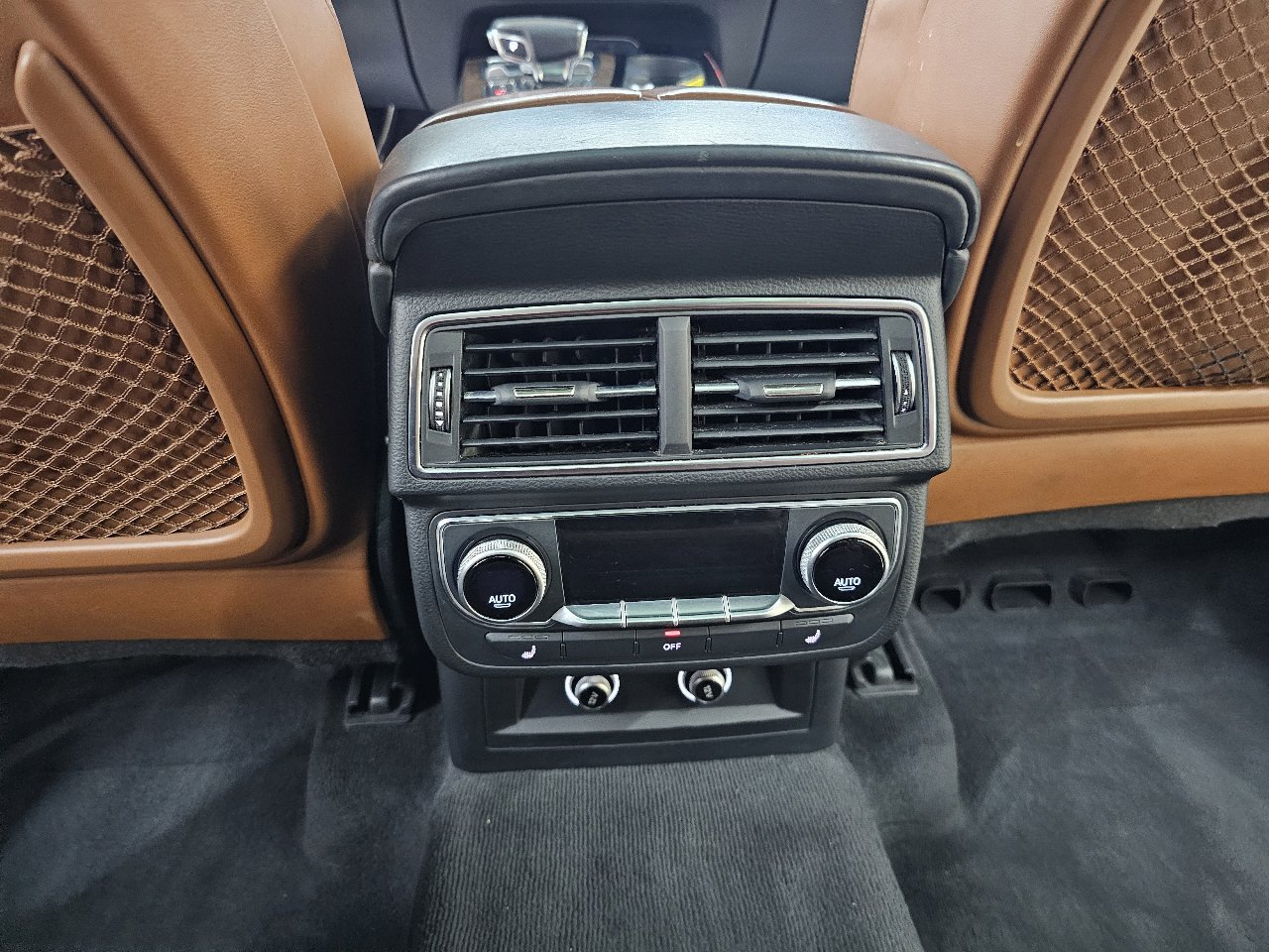 Used 2018 Audi Q7 3.0T Prestige image 29