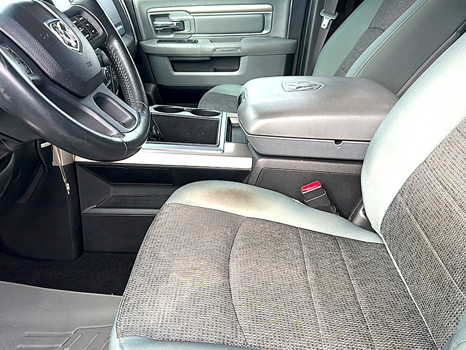 Used 2015 RAM 1500 Lone Star image 13