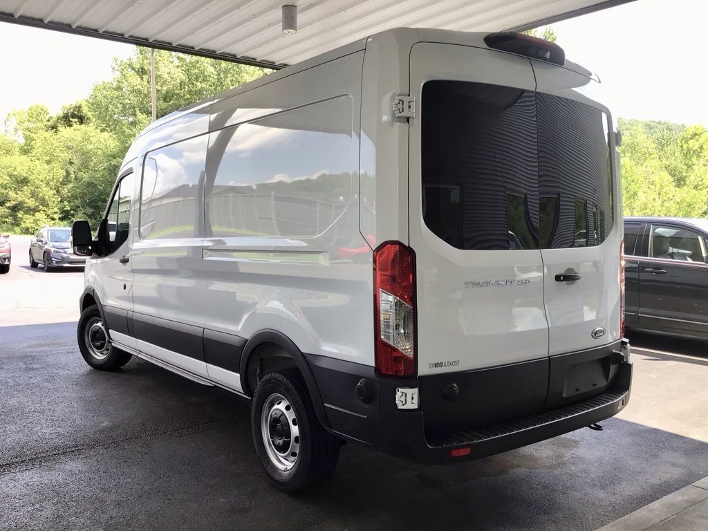 New 2025 Ford Transit 250 148 Medium Roof image 8