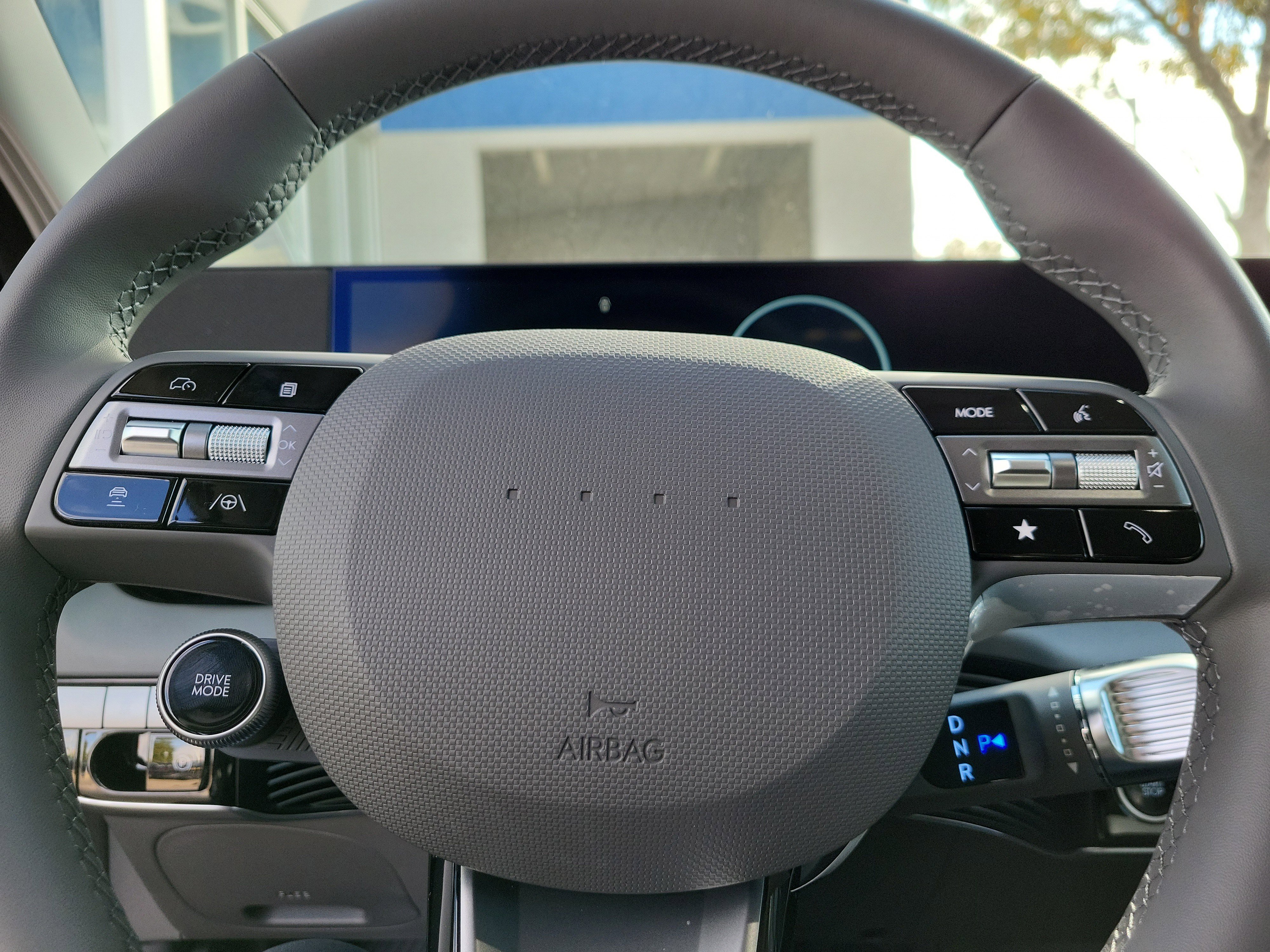 New 2025 Hyundai Ioniq 5 SE image 14