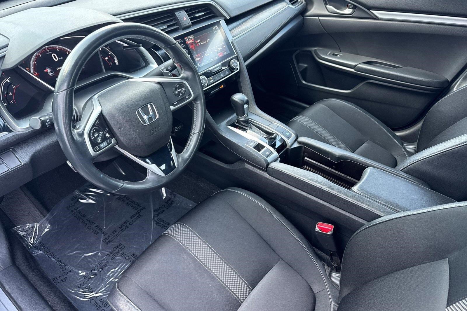 Used 2019 Honda Civic Sport image 4