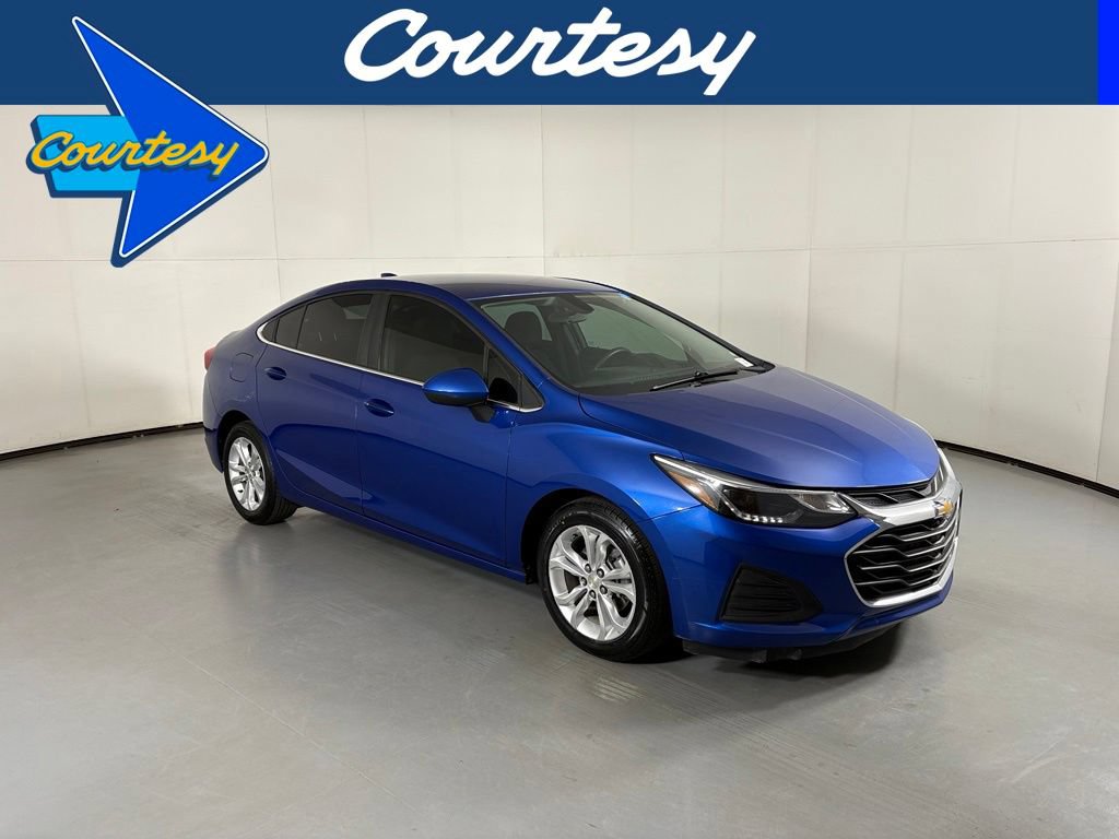 Certified 2019 Chevrolet Cruze LT w/ Convenience Package FWD image 1
