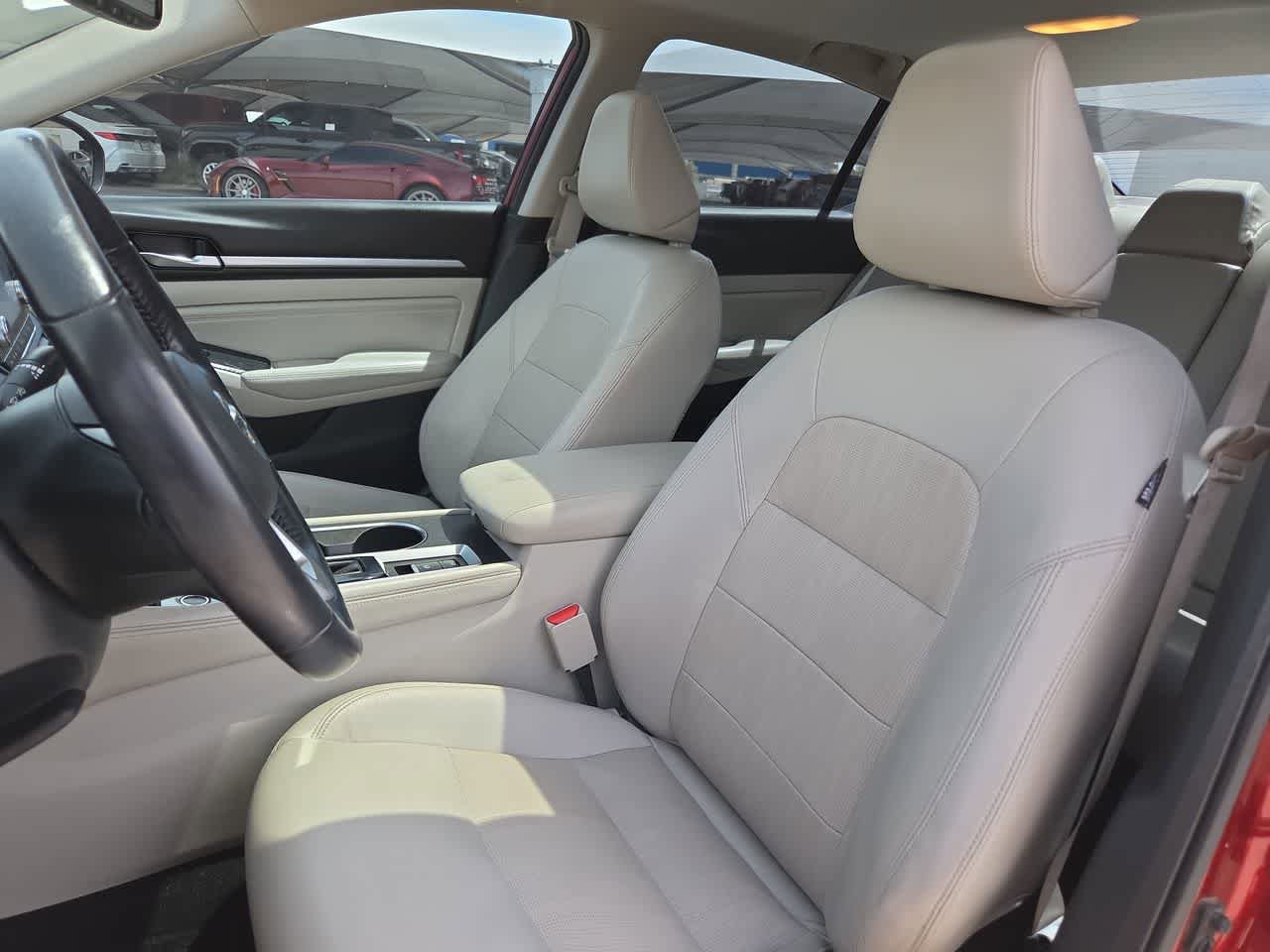 Used 2019 Nissan Altima 2.5 Platinum FWD image 15