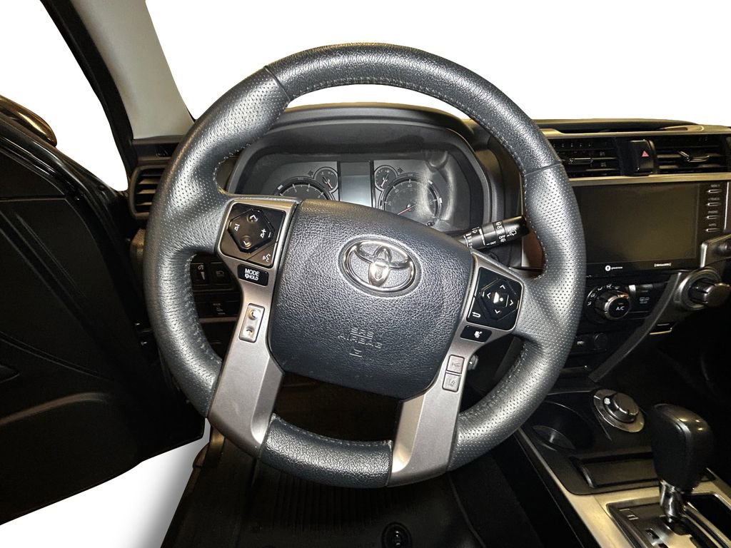 Used 2021 Toyota 4Runner SR5 image 12