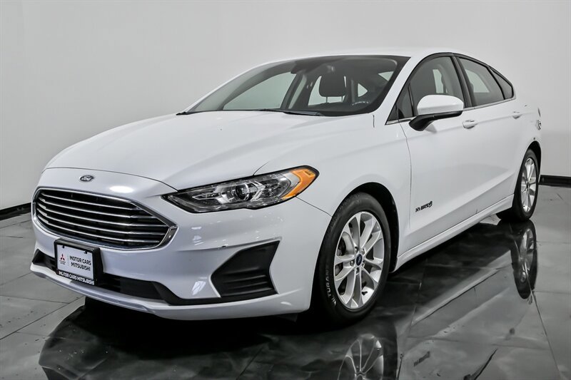 Used 2019 Ford Fusion SE FWD image 5
