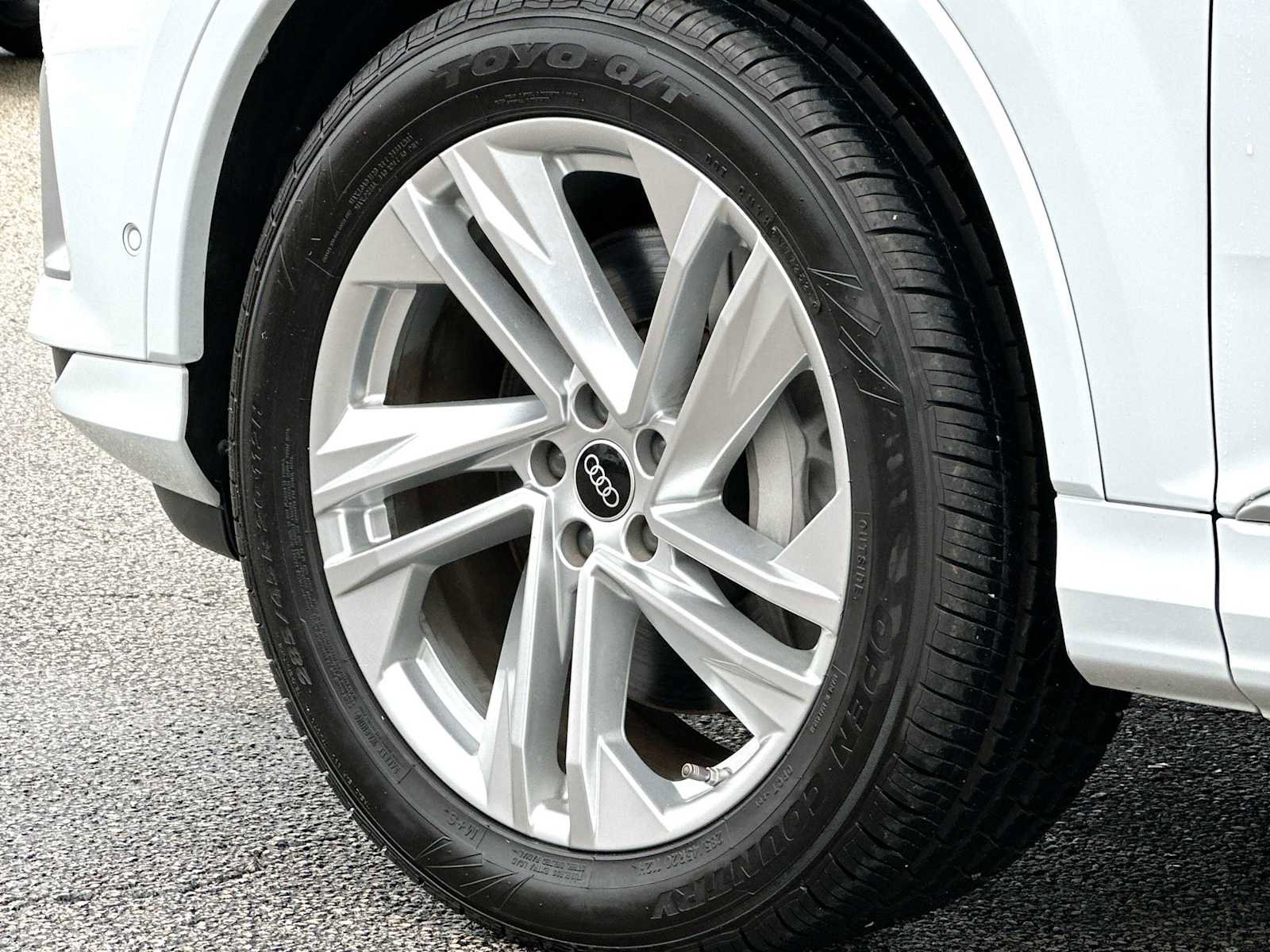 Used 2023 Audi Q7 3.0T Premium Plus image 11