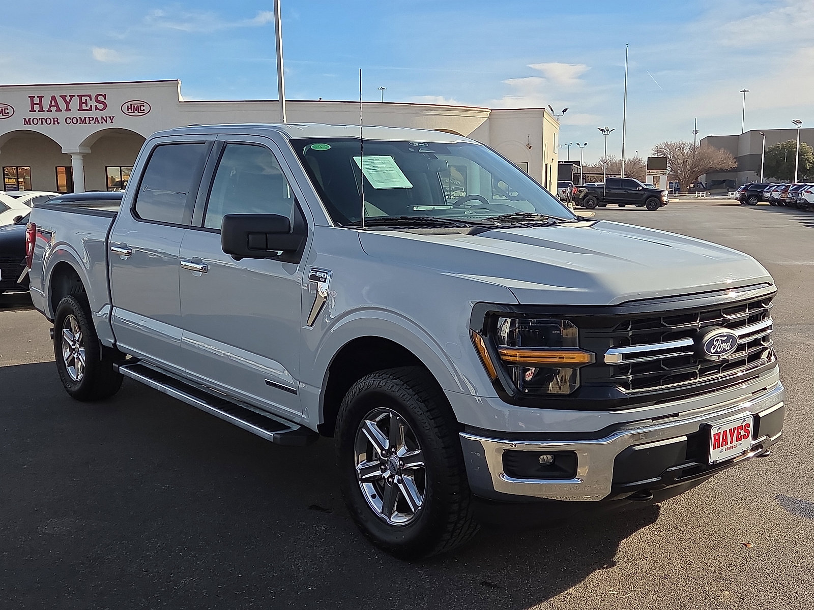 Used 2024 Ford F150 XLT w/ Mobile Office Package image 5