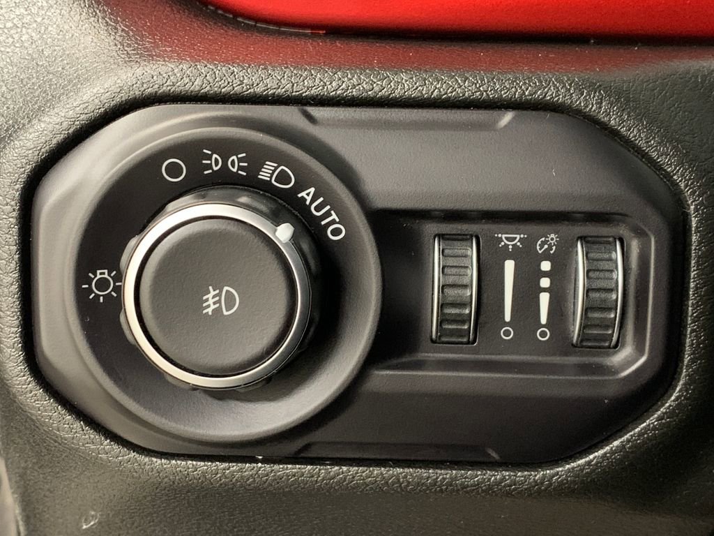 Used 2018 Jeep Wrangler Unlimited Rubicon image 14