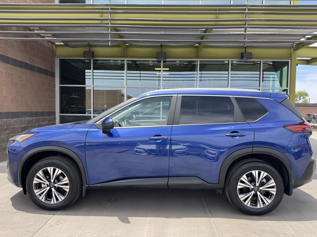 Used 2023 Nissan Rogue SV w/ SV Premium Package AWD/4WD image 7