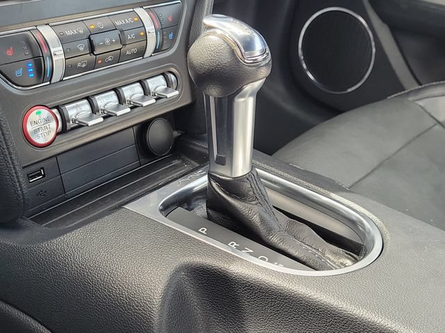 Used 2022 Ford Mustang GT Premium w/ Black Accent Package RWD image 28