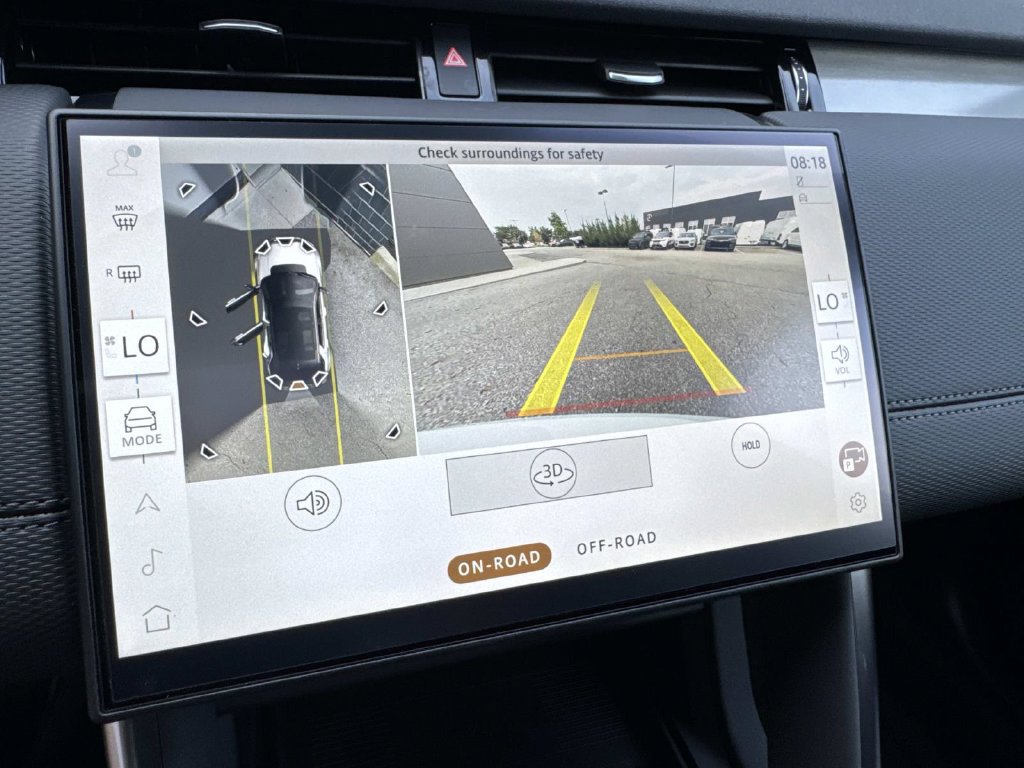 New 2026 Land Rover Discovery Sport Landmark AWD/4WD image 27