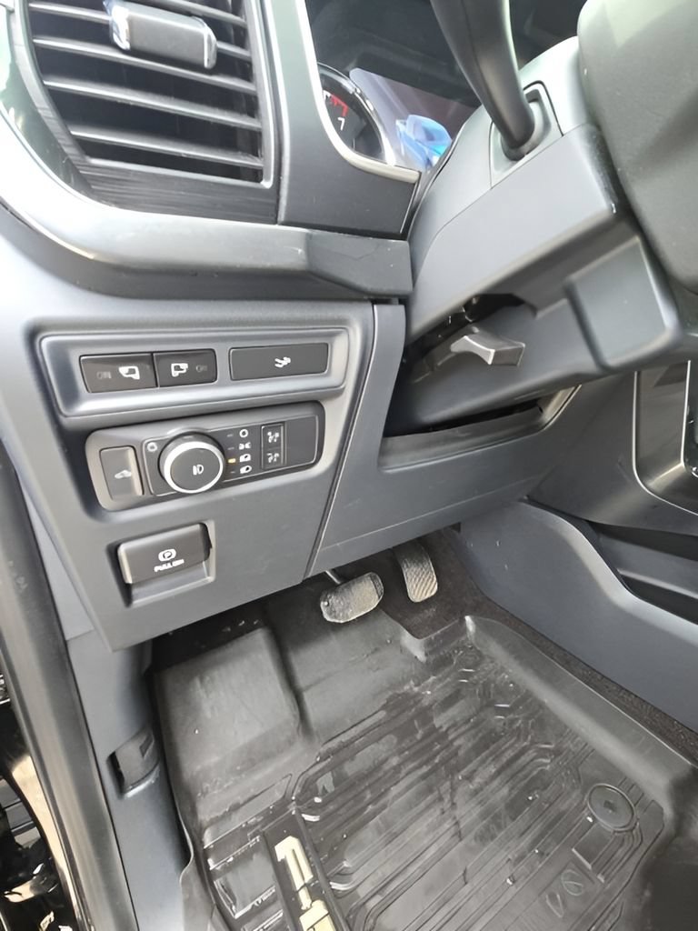 Used 2023 Ford F150 XLT w/ Equipment Group 302A High AWD/4WD image 14