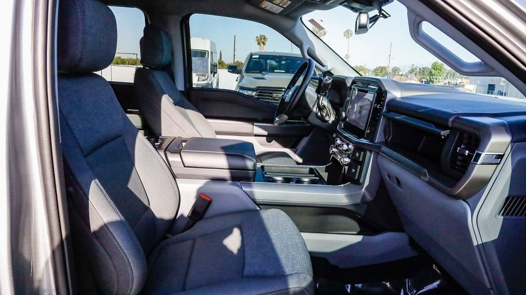 Used 2025 Ford F150 XLT w/ Equipment Group 302A MID AWD/4WD image 20