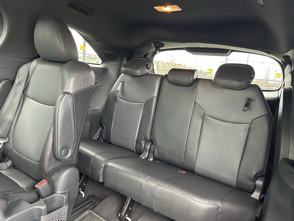 Certified 2023 Toyota Sienna XSE image 13