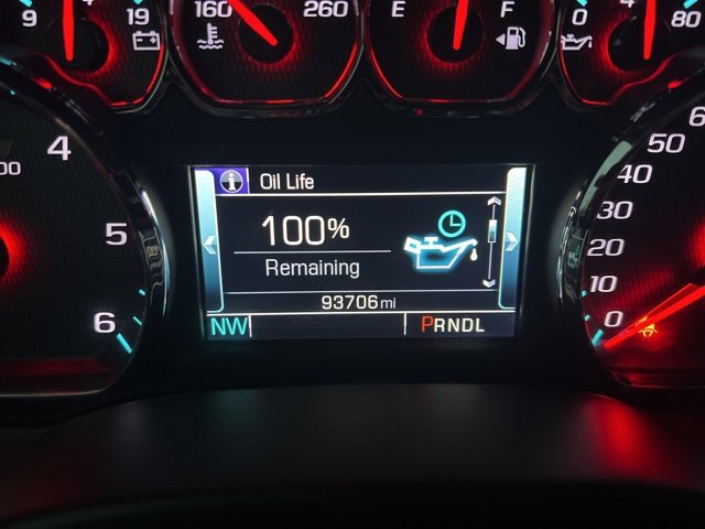 Used 2018 Chevrolet Silverado 1500 LT w/ All Star Edition image 27