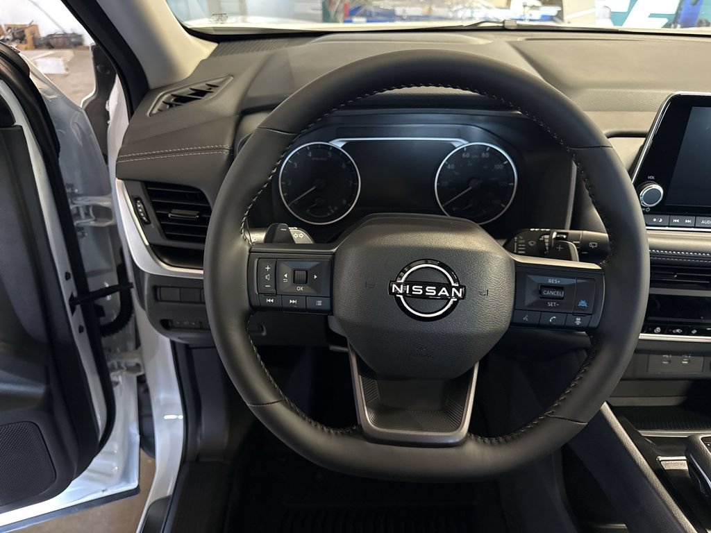 New 2026 Nissan Rogue Dark Armor AWD/4WD image 11