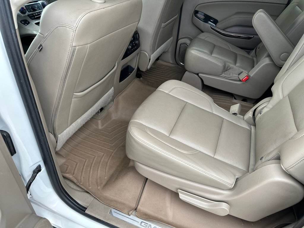 Used 2020 GMC Yukon XL SLT w/ Premium Edition RWD image 35