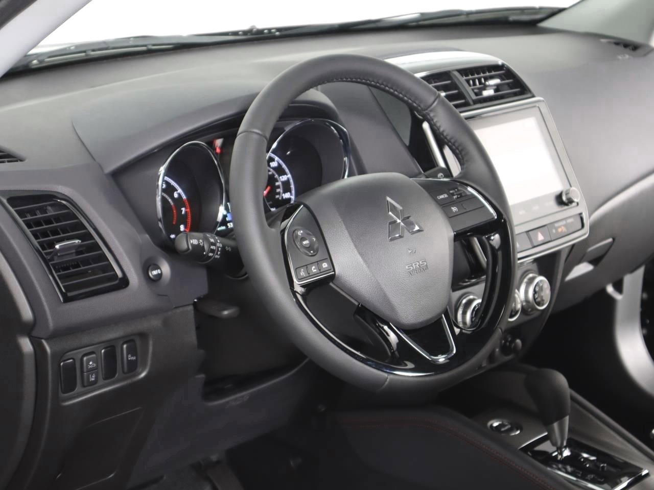 New 2024 Mitsubishi Outlander Sport SE image 4