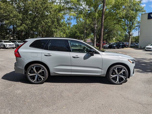 New 2025 Volvo XC60 B5 Ultra w/ Protection Package Premier image 3