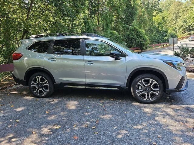 New 2027 Subaru Ascent Limited AWD/4WD image 2