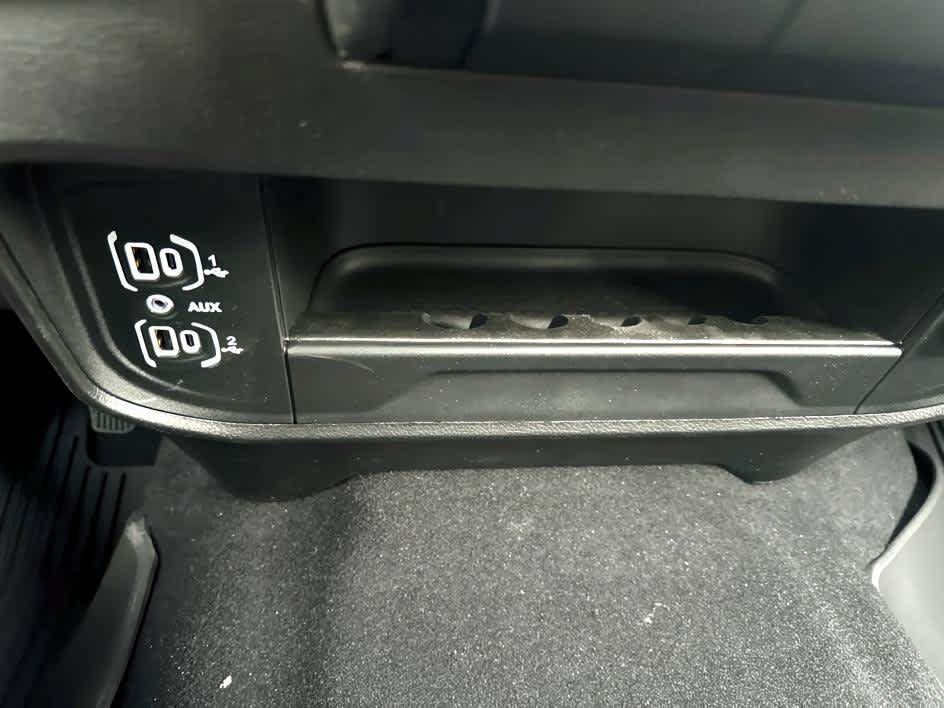 New 2026 RAM 3500 Tradesman AWD/4WD image 18