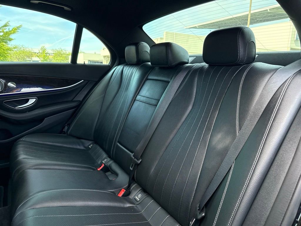 Used 2020 Mercedes-Benz E 450 4MATIC Sedan w/ Parking Assistance Package image 14