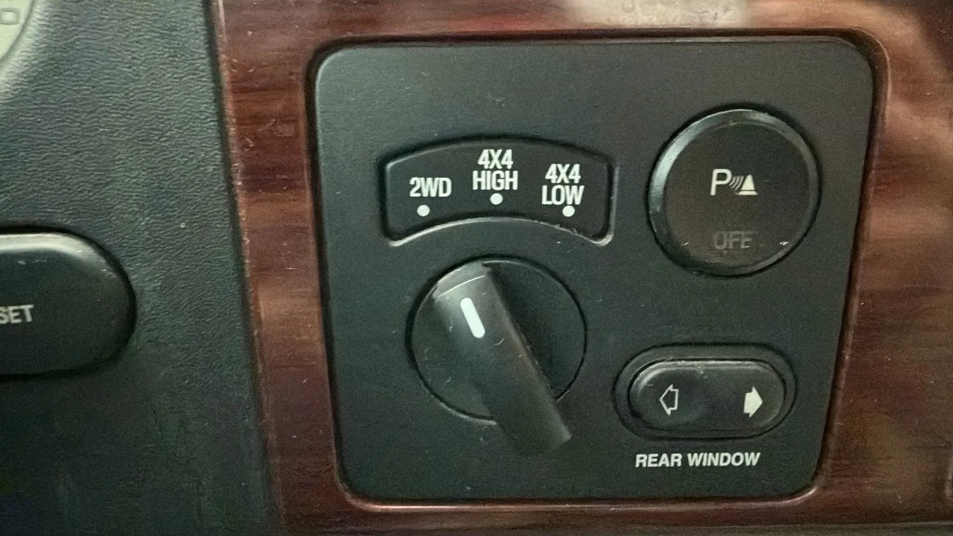 Used 2005 Ford F350 Lariat image 24