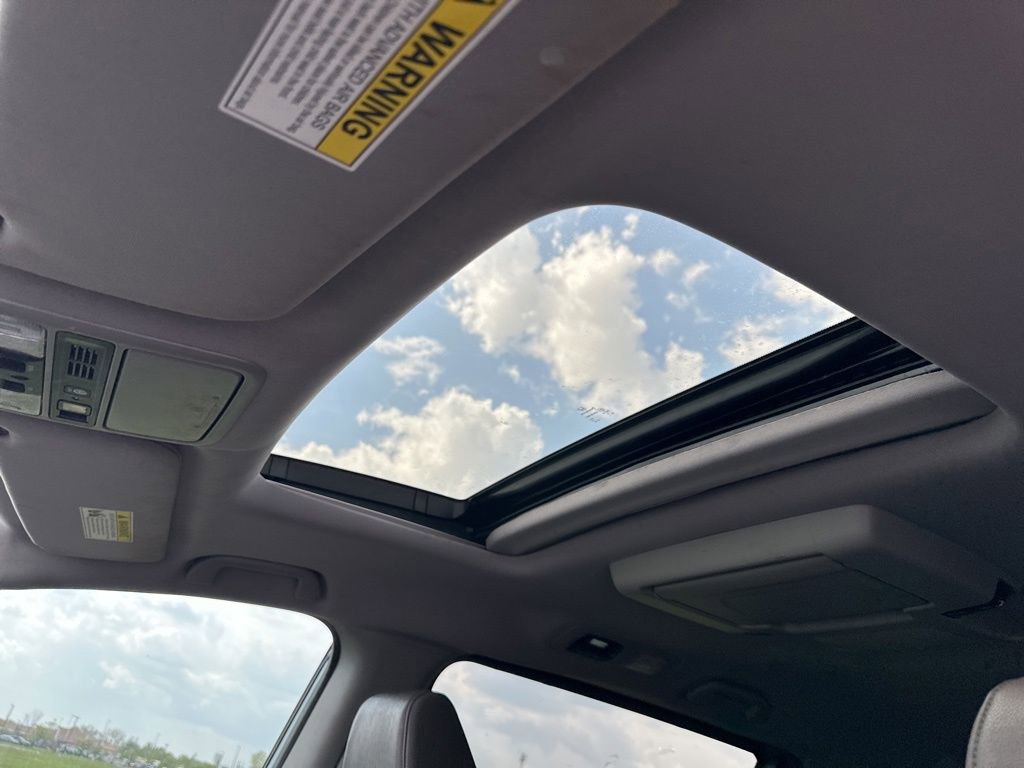 Used 2019 Honda Odyssey Elite image 6