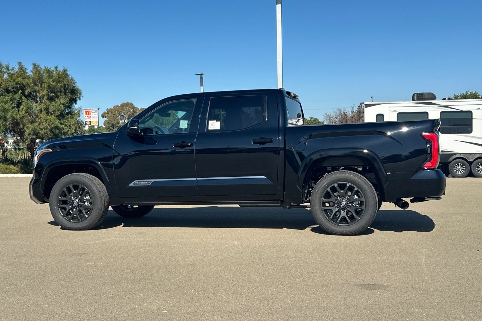 New 2026 Toyota Tundra Platinum AWD/4WD image 9