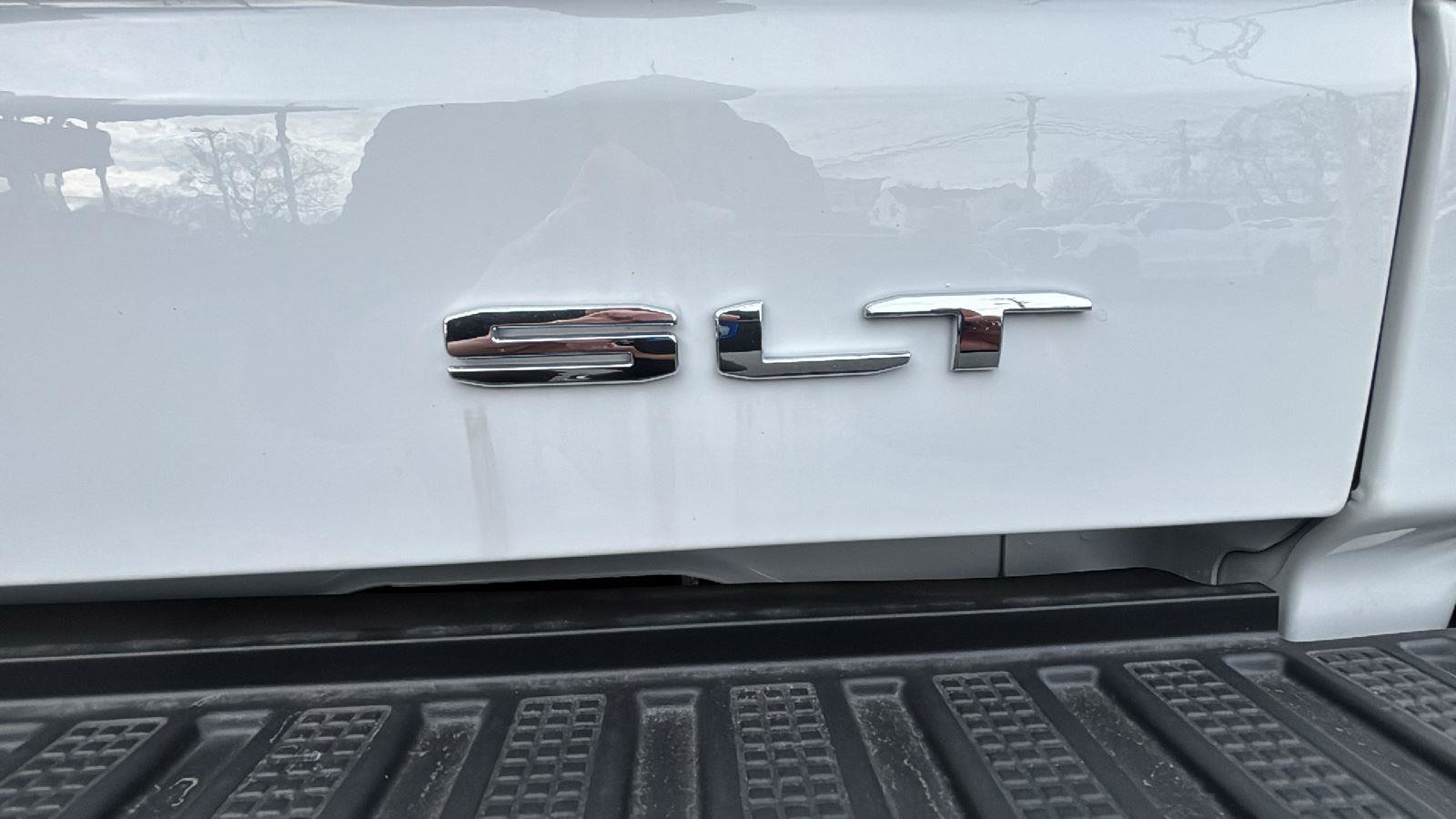 New 2026 GMC Sierra 1500 SLT w/ SLT Premium Plus Package image 9