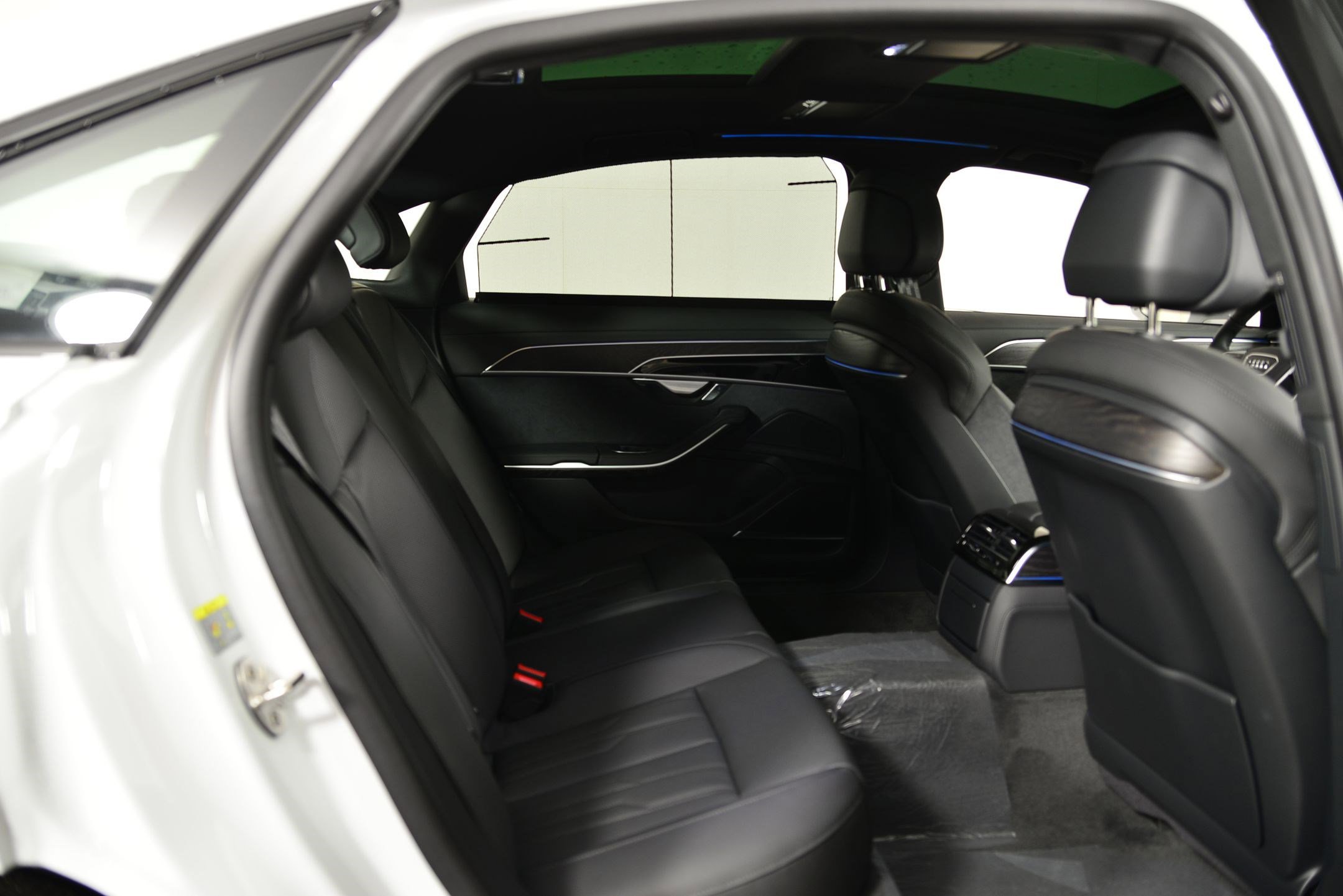 New 2026 Audi A8 L 3.0T image 19