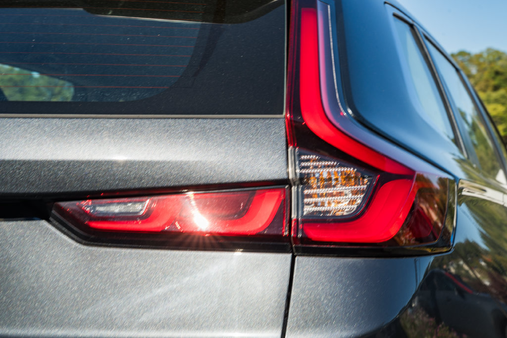 Used 2023 Honda CR-V LX image 6