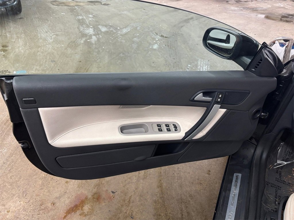 Used 2013 Volvo C70 T5 image 11