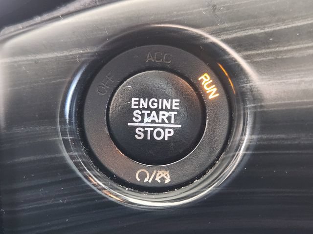 Used 2020 Jeep Grand Cherokee Altitude RWD image 19
