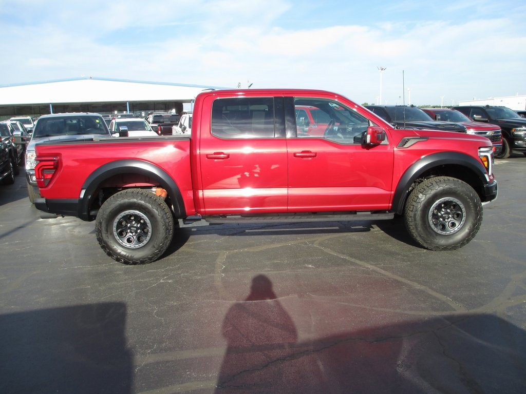Used 2025 Ford F150 Raptor image 4