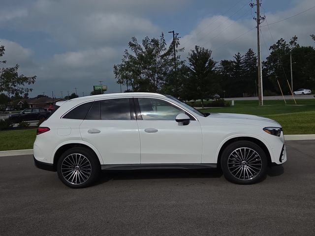 New 2027 Mercedes-Benz GLC 300 4MATIC image 2