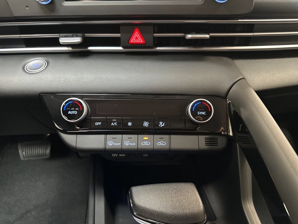 New 2026 Hyundai Elantra Blue image 20