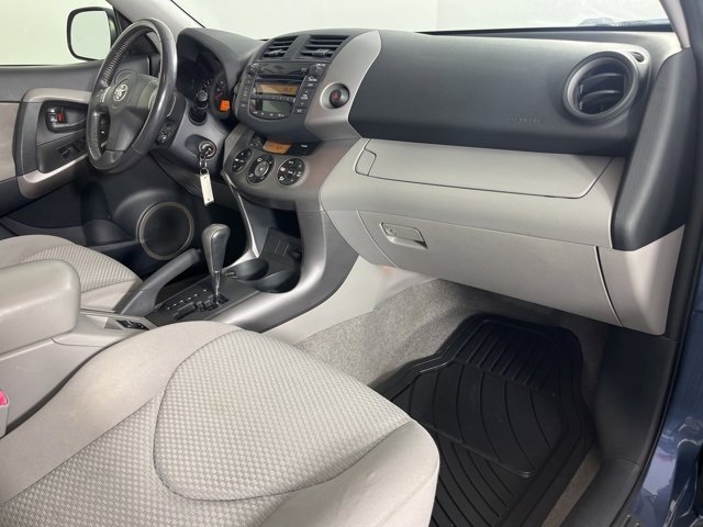 Used 2008 Toyota RAV4 Limited image 29